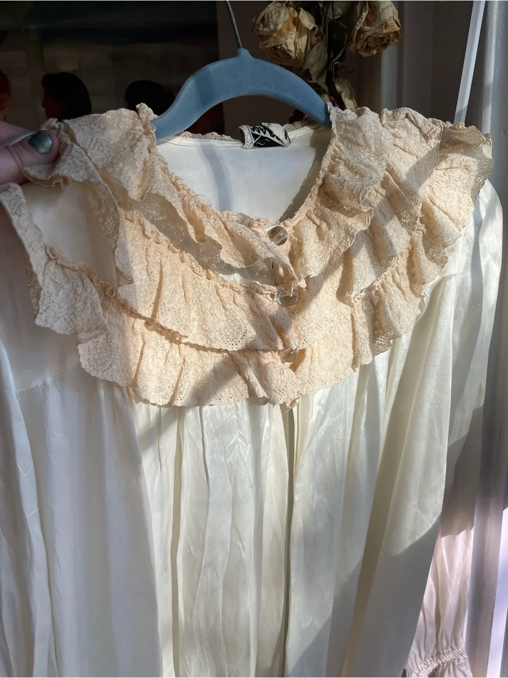 Vintage Silk Robe - Picture 8 of 14